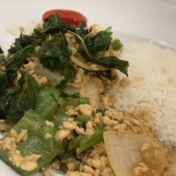 I am Thai Eatery - Chicken Spicy Basil - Thai Near Me - Vancouver, Washington