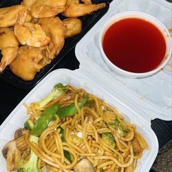 Suxian Asian Chinese Restaurant - 59. Sweet and Sour Shrimp with 36. Vegetable Lo Mein