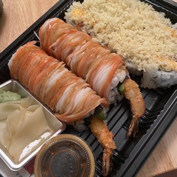 Al Chu’s Sushi - Als Signature Roll, Spicy Tuna Roll - Sushi Bars Near Me - Wilmington, Delaware Al Chu’s Sushi - Als Signature Roll, Spicy Tuna Roll - Sushi Bars Near Me - Wilmington, Delaware