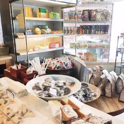 Curds N' Whey - Grab and Go entertaining items such as hummus and crackers etc.