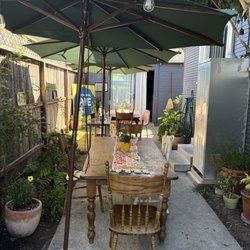 Criminal Pie And Pantry - Outdoor seating area