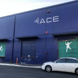 Ace Badminton Centre - Purple exterior~