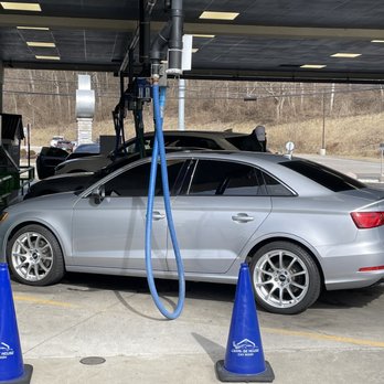 Carriage House Car Wash - Car Wash Near Me - Cincinnati, Ohio Carriage House Car Wash - Car Wash Near Me - Cincinnati, Ohio
