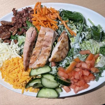 Boston Pizza - Chicken Pecan Salad - Pizza Near Me - Merritt, British Columbia Boston Pizza - Chicken Pecan Salad - Pizza Near Me - Merritt, British Columbia