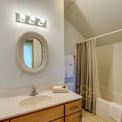 Village House Inn Vacation Rental - East Room Bath