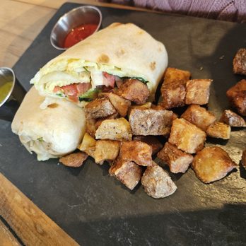 Avenue Kitchen - Breakfast burrito - New American Near Me - Glen Mills, Pennsylvania