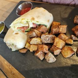 Avenue Kitchen - Breakfast burrito
