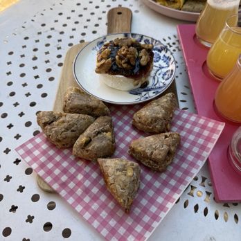 Little Snitch - Warm Brie & Scones - Breakfast & Brunch Near Me - Scottsdale, Arizona Little Snitch - Warm Brie & Scones - Breakfast & Brunch Near Me - Scottsdale, Arizona