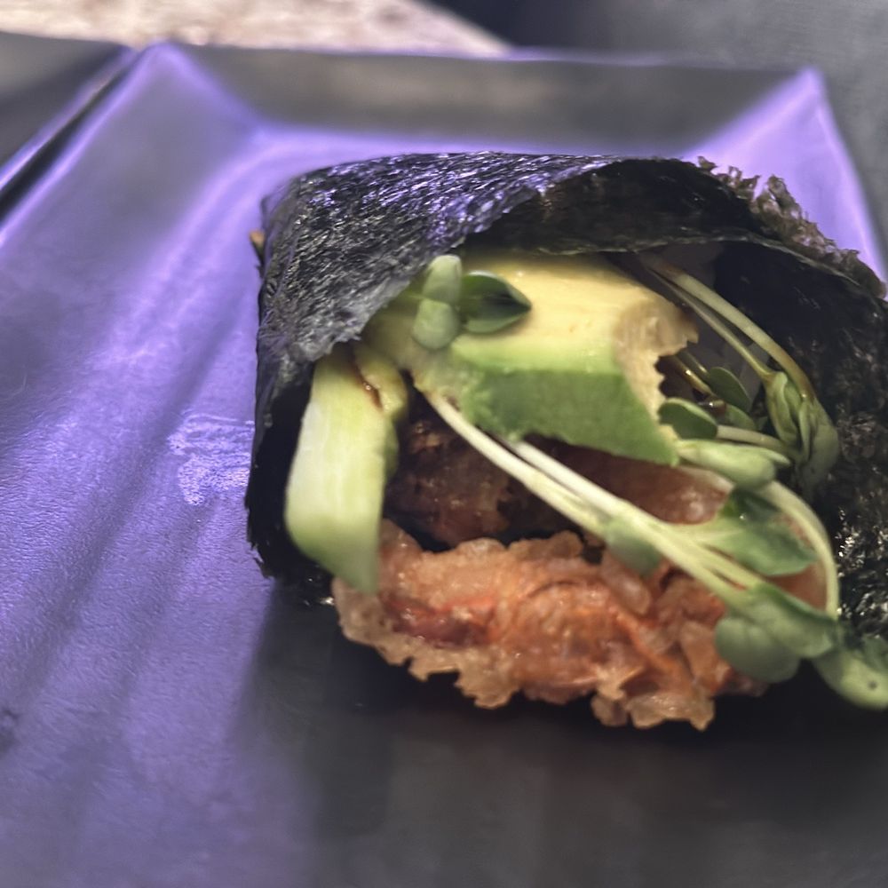 Oceano - Spider hand roll. Has soft shell crab - Seafood Near Me - Reno, Nevada Oceano - Spider hand roll. Has soft shell crab - Seafood Near Me - Reno, Nevada