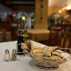 Italian Cucina - Hot bread