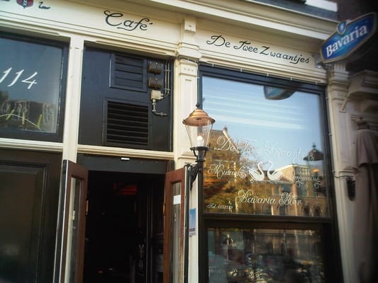 De Twee Zwaantjes by null