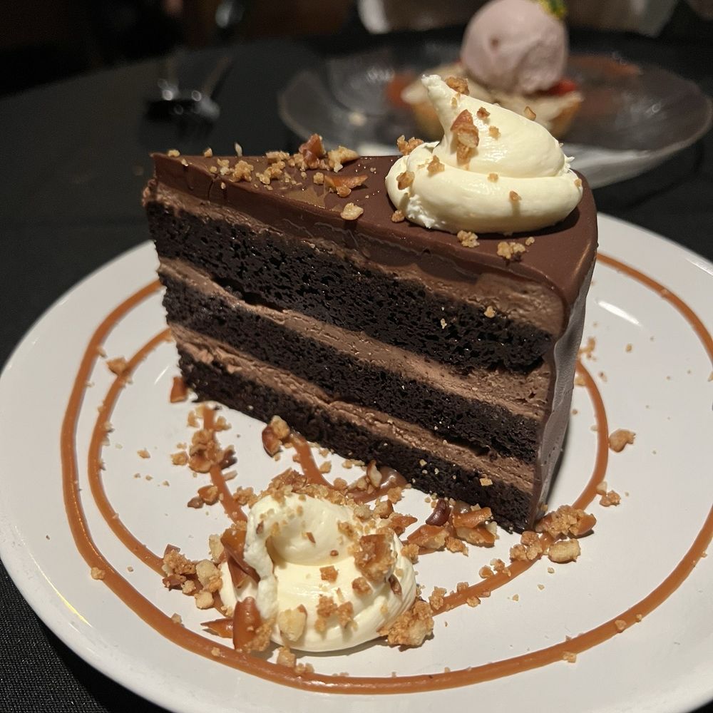 Etc Restaurant - Chocolate cake - New American Near Me - Nashville, Tennessee Etc Restaurant - Chocolate cake - New American Near Me - Nashville, Tennessee