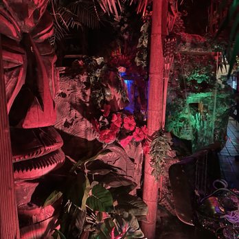 Da Tiki Hut - Hawaiian Near Me - Tacoma, Washington