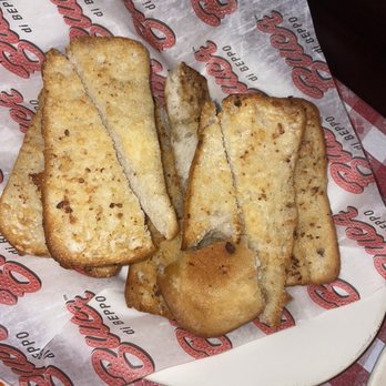 Buca di Beppo Italian Restaurant - Garlic bread - Italian Near Me - Universal City, California
