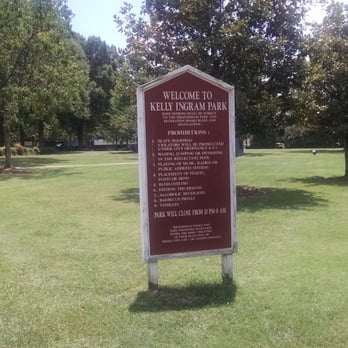 Kelly Ingram Park - This park was ground zero for many local civil rights protests. - Parks Near Me - Birmingham, Alabama Kelly Ingram Park - This park was ground zero for many local civil rights protests. - Parks Near Me - Birmingham, Alabama