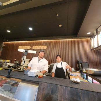 Starfish Sushi - Great quick chef service - Sushi Bars Near Me - Downey, California