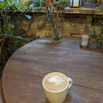 Fourth Wall - Coffee & Tea Near Me - New Orleans, Louisiana
