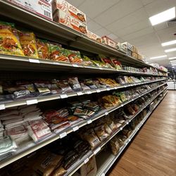 Yangon Oriental Store - Dried food selections