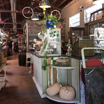 Rare Bird Emporium - a variety of decorative items - Coffee & Tea Near Me - Murphy, North Carolina Rare Bird Emporium - a variety of decorative items - Coffee & Tea Near Me - Murphy, North Carolina
