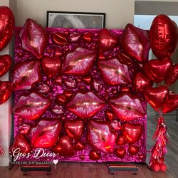 Geo’s Decor - Balloon wall!