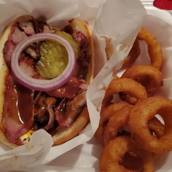 Dan's BBQ - Tri-Tip sandwich. Pretty dam good - American Near Me - Modesto, California