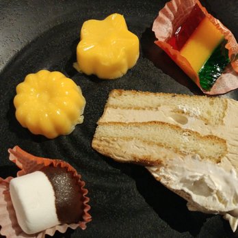 Dragon Pearl Buffet - Buffets Near Me - Toronto, Ontario