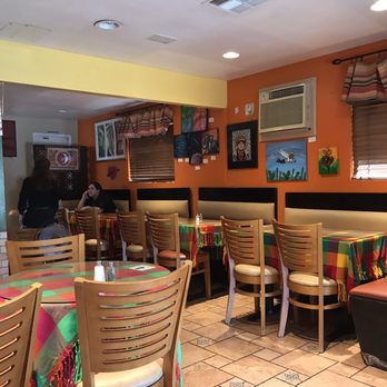 Restaurant Mole Del Rey - Inside the restaurant - Mexican Near Me - Bell, California Restaurant Mole Del Rey - Inside the restaurant - Mexican Near Me - Bell, California