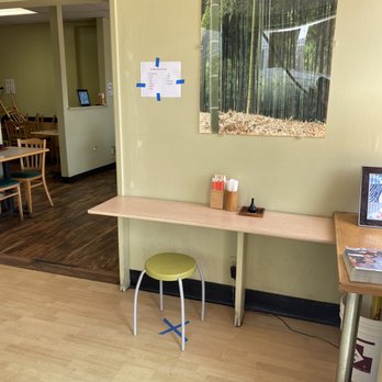 Ichimi Ann - interior corner seating - Japanese Near Me - Torrance, California Ichimi Ann - interior corner seating - Japanese Near Me - Torrance, California