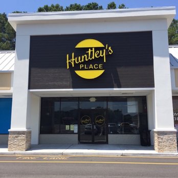 Huntley's Place - This is the store front. They are at the corner of General Booth and Dam Neck. Same corner as the subway - Breakfast & Brunch Near Me - Virginia Beach, Virginia Huntley's Place - This is the store front. They are at the corner of General Booth and Dam Neck. Same corner as the subway - Breakfast & Brunch Near Me - Virginia Beach, Virginia