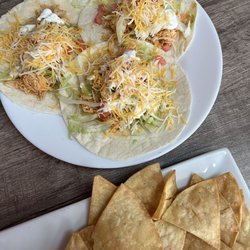 Taco House - Chicken tacos - I like chicken but not made this way ( the chicken was cold )