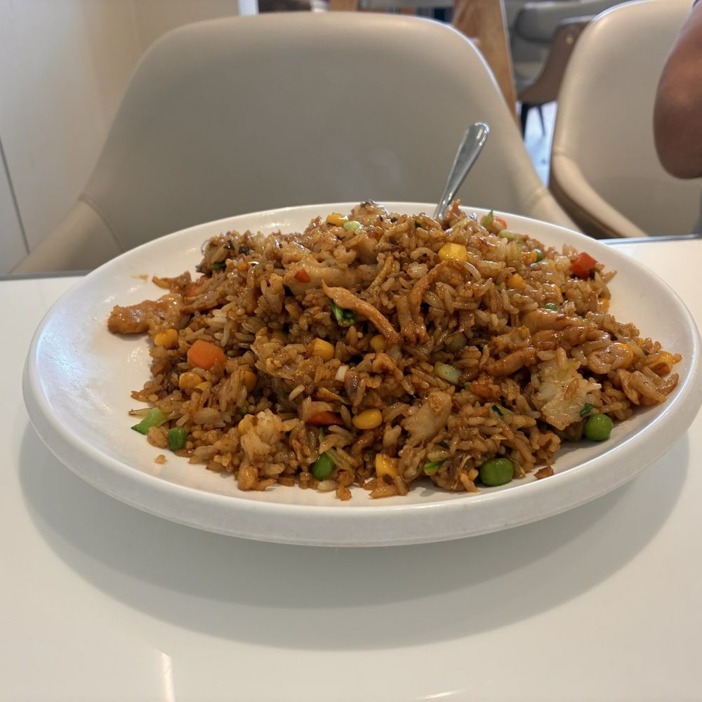 Super Dumpling - Chicken Fried Rice with mixed veggies!! - Noodles Near Me - Orange, California