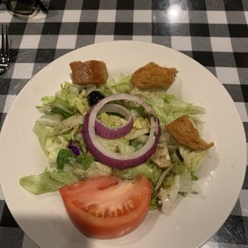 Linda's La Cantina - House salad - Steakhouses Near Me - Orlando, Florida Linda's La Cantina - House salad - Steakhouses Near Me - Orlando, Florida
