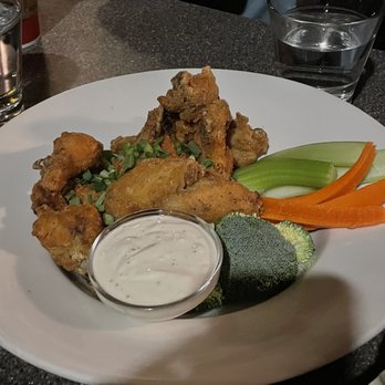 Dubh Linn Gate - Chicken wings - Irish Pub Near Me - Whistler, British Columbia