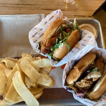 Big Chicken - Shaq attack - Chicken Shop Near Me - Las Vegas, Nevada