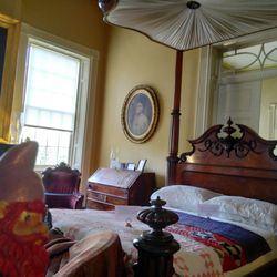 Beauregard-Keyes House and Garden