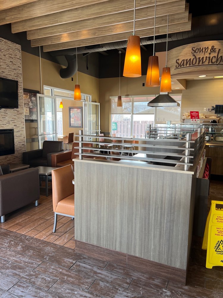 TIM HORTONS Updated September 2024 11 Reviews 12886 Broadway St