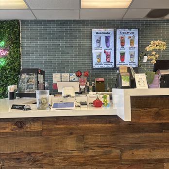 Lilikoi Boba - Bubble Tea Near Me - Seaside, California