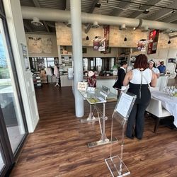 Chapelton Vineyards - Interior View