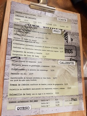 Menu photo 1 Entrevinos Madrid, M