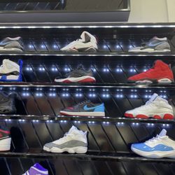 Shoe Palace