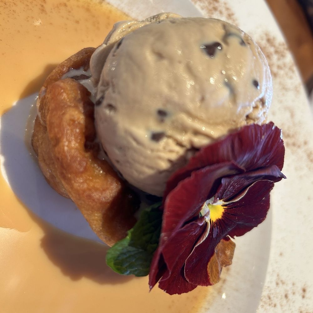 Carrol's Creek Cafe - Donut bread, pudding - Seafood Near Me - Annapolis, Maryland Carrol's Creek Cafe - Donut bread, pudding - Seafood Near Me - Annapolis, Maryland