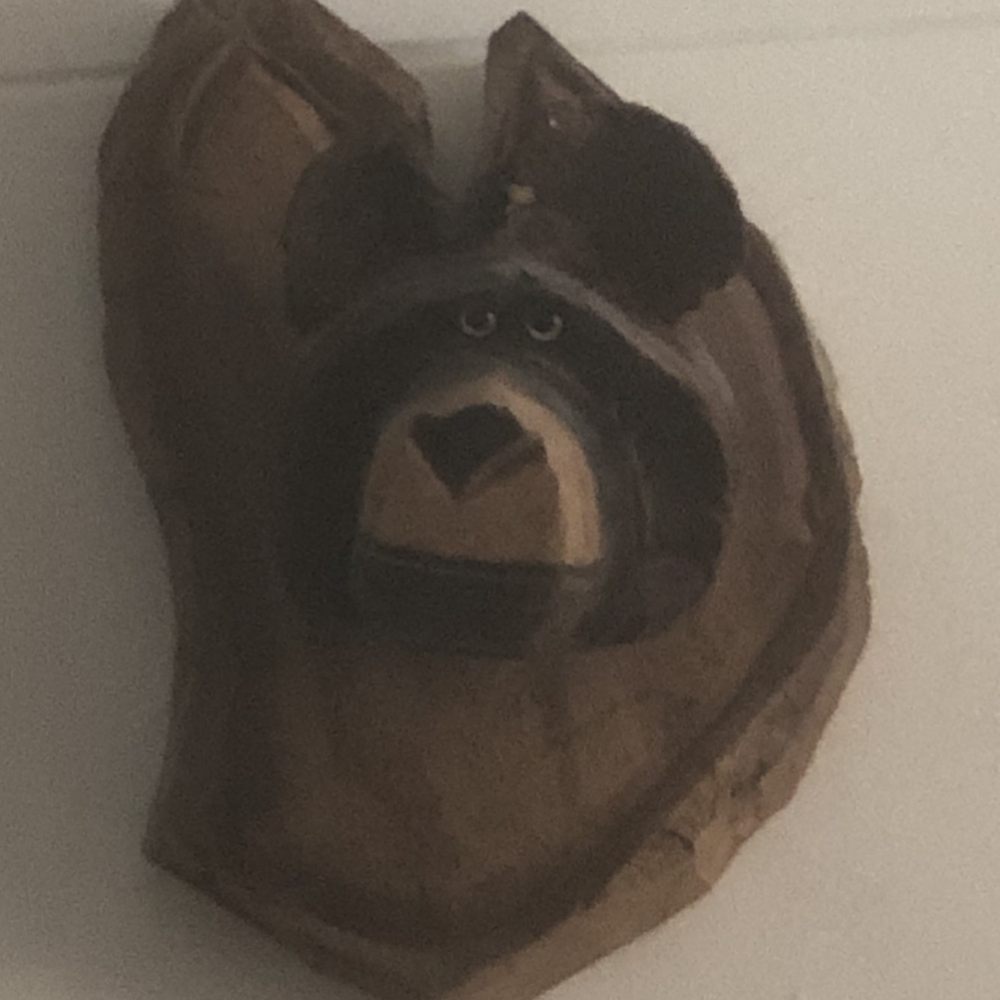 Mrs Anderson's Lodging House - Bear decoration - Bed & Breakfast Near Me - Leavenworth, Washington