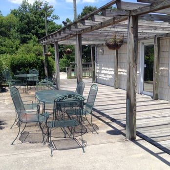 Lynnhaven Golf Park - Outdoor seating in back - Golf Near Me - Virginia Beach, Virginia