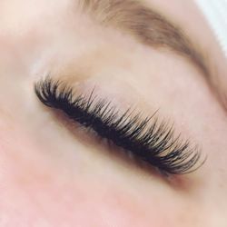 Lashboss - Volume Lashes