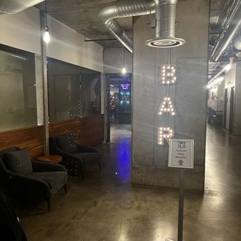 Loft Kitchen & Bar - Lounges Near Me - Irving, Texas