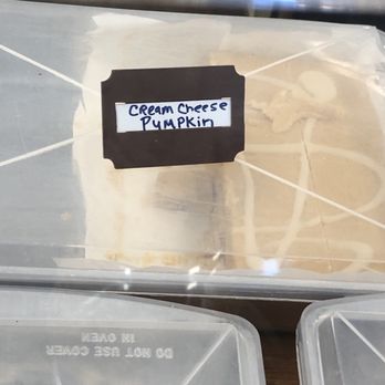 Berea Fudge Shoppe - a piece of cake in a plastic container - Ice Cream & Frozen Yogurt Near Me - Berea, Kentucky