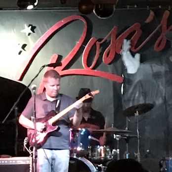 Rosa's Lounge - A white kid with some "Flavor" - Jazz & Blues Near Me - Chicago, Illinois Rosa's Lounge - A white kid with some "Flavor" - Jazz & Blues Near Me - Chicago, Illinois