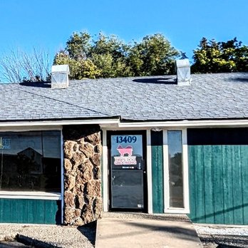 Dee's Dog Grooming - Pet Groomers Near Me - Spokane Valley, Washington