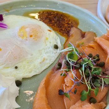 Egg Posh - Bagel and lox with cream cheese and 2 eggs - Breakfast & Brunch Near Me - Frisco, Texas Egg Posh - Bagel and lox with cream cheese and 2 eggs - Breakfast & Brunch Near Me - Frisco, Texas