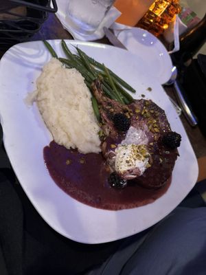 Trio's Restaurant by null